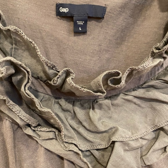 GAP Gray Tank - Picture 3 of 3